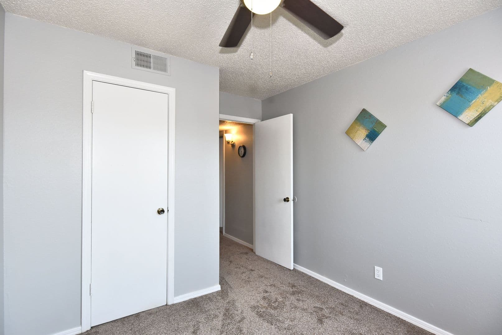 Muskogee Apartment: 200 N. Country Club Rd.