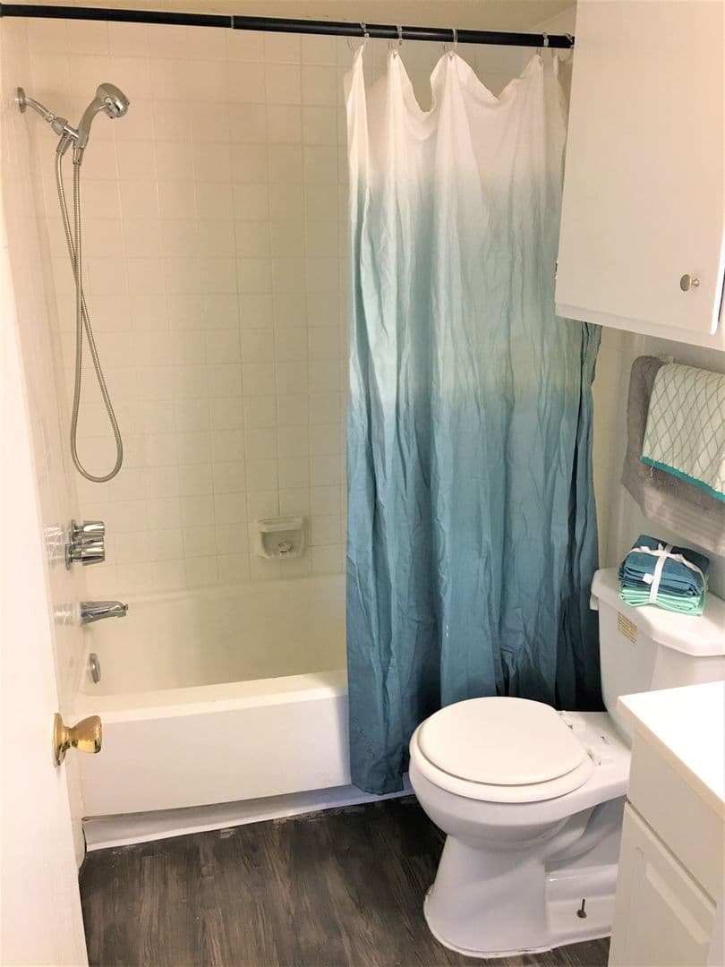 Tulsa Apartment: 4404 S 109th E Ave