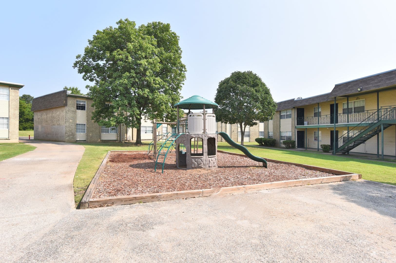 Tulsa Apartment: 8314 E 25th Pl