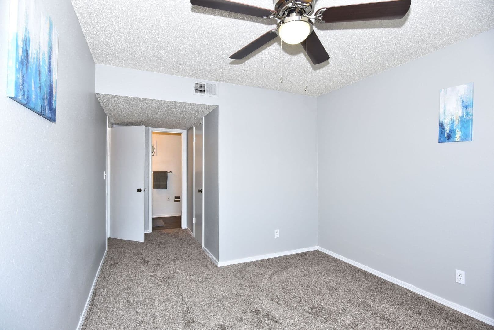 Muskogee Apartment: 200 N. Country Club Rd.