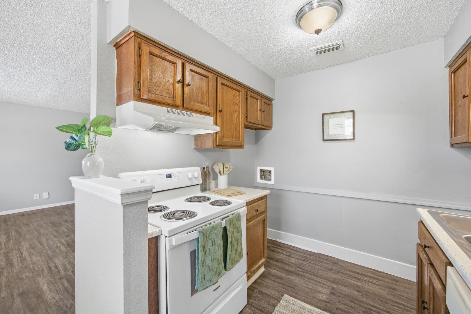 Muskogee Apartment: 3711 Club Estates Dr.