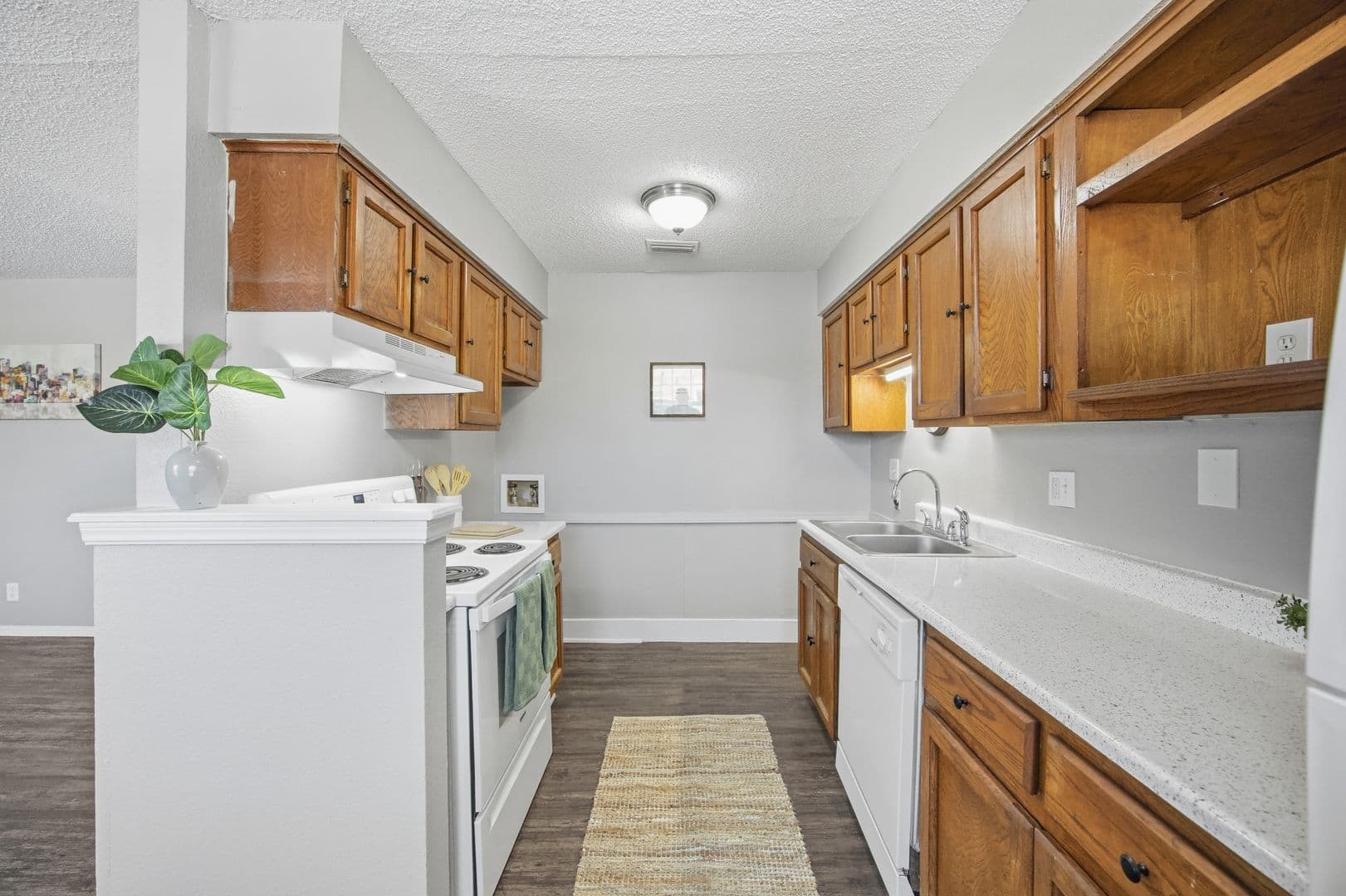 Muskogee Apartment: 3711 Club Estates Dr.