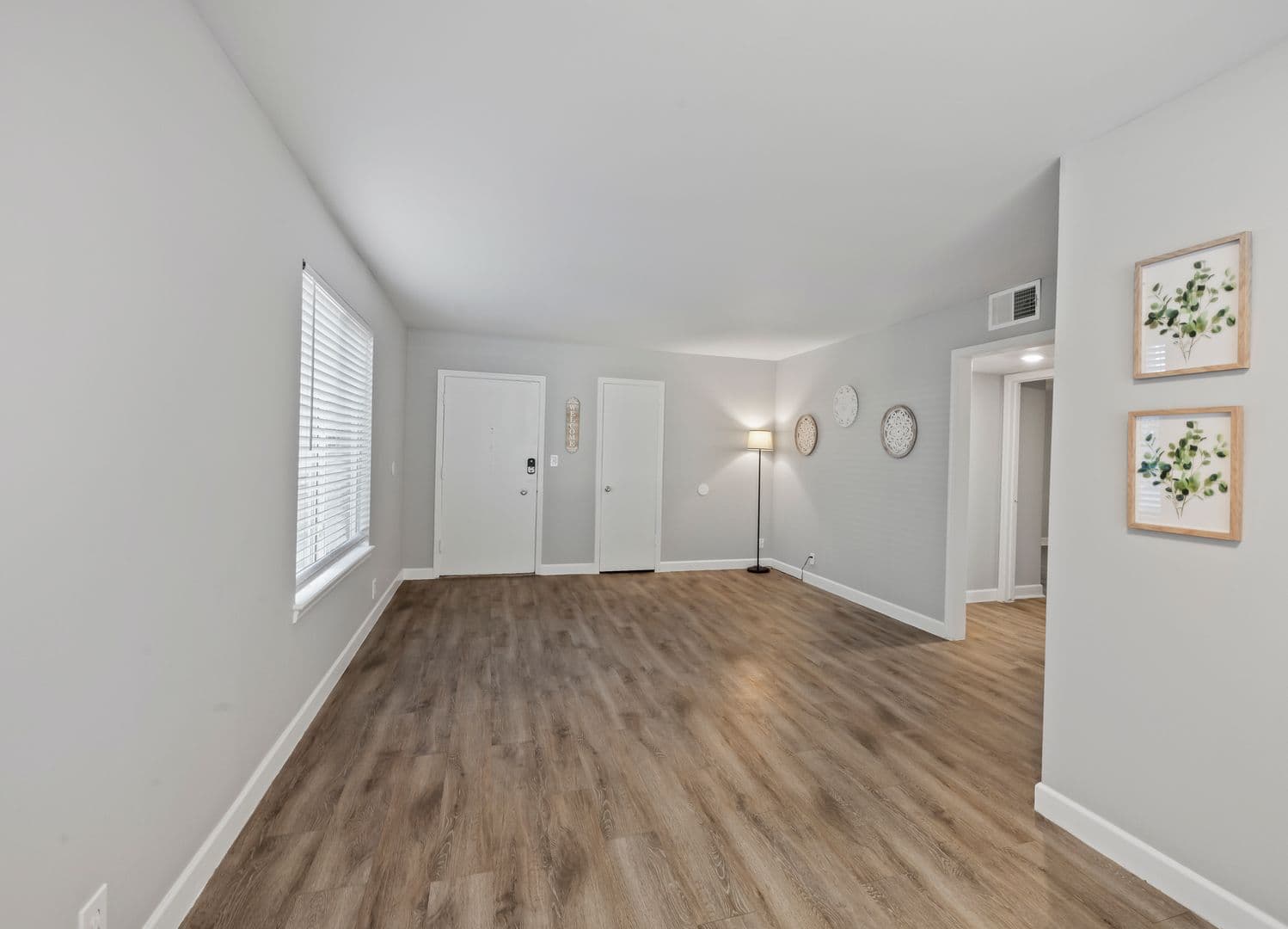 Tulsa Apartment: 1404 E 41st St