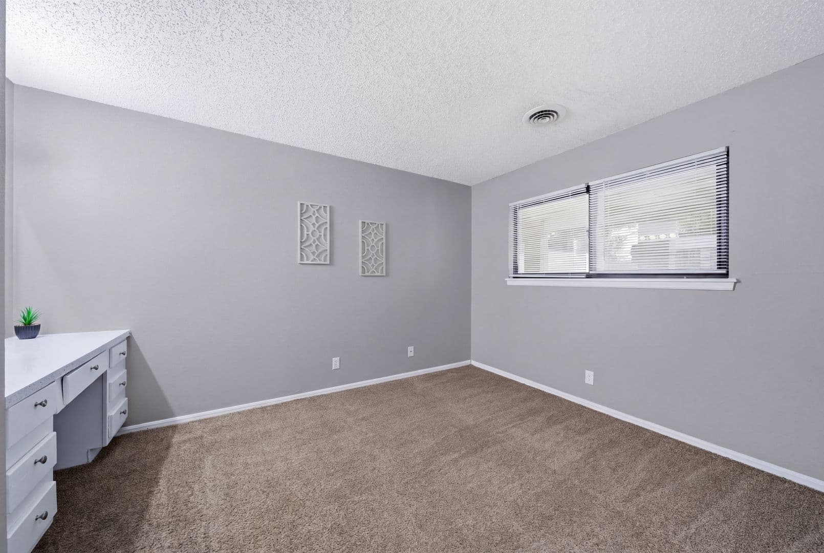 Tulsa Apartment: 3147 S 108th East Avenue
