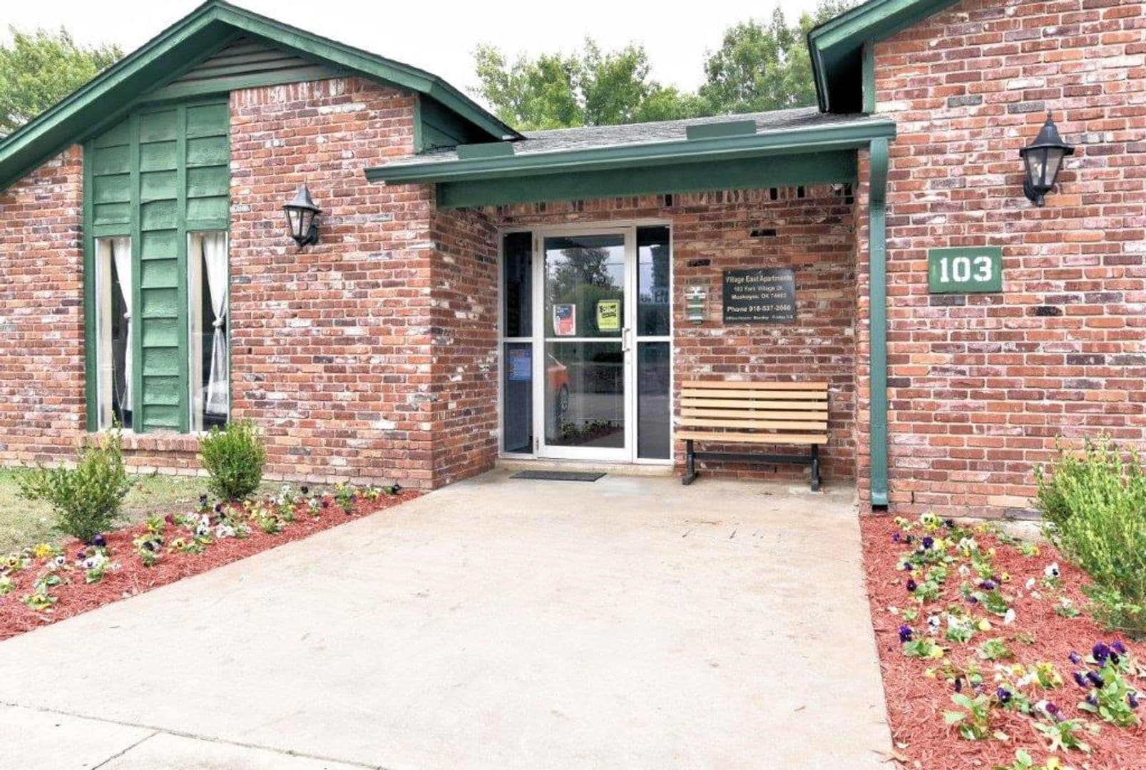 Muskogee Apartment: 103 N York Village Dr
