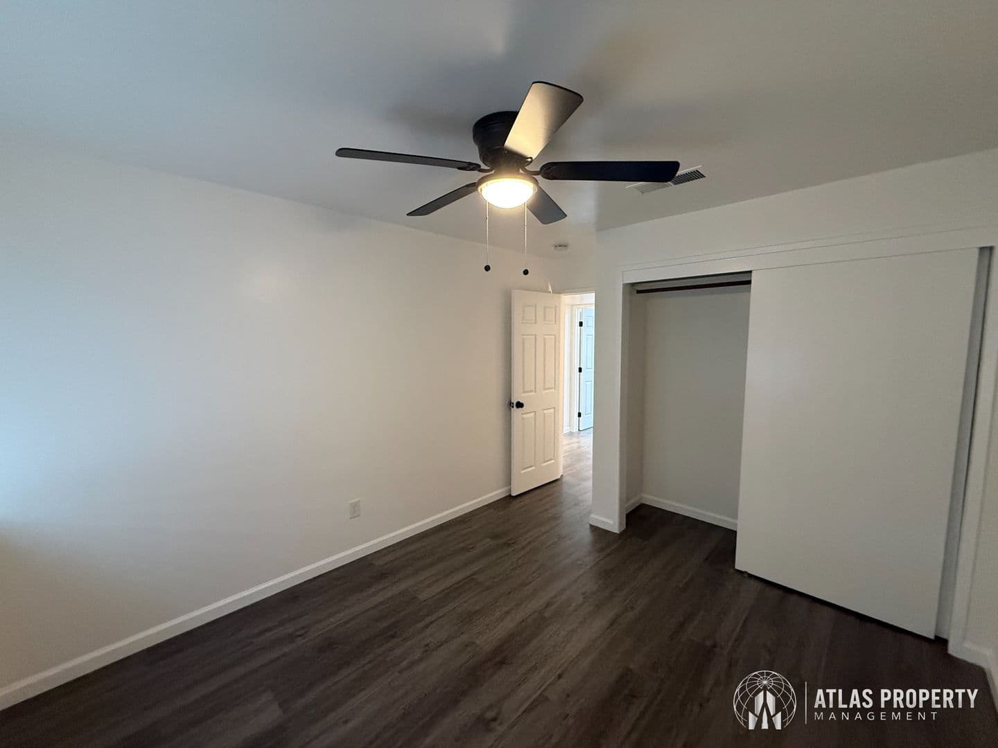 Bakersfield House: 11108 Aimee Way