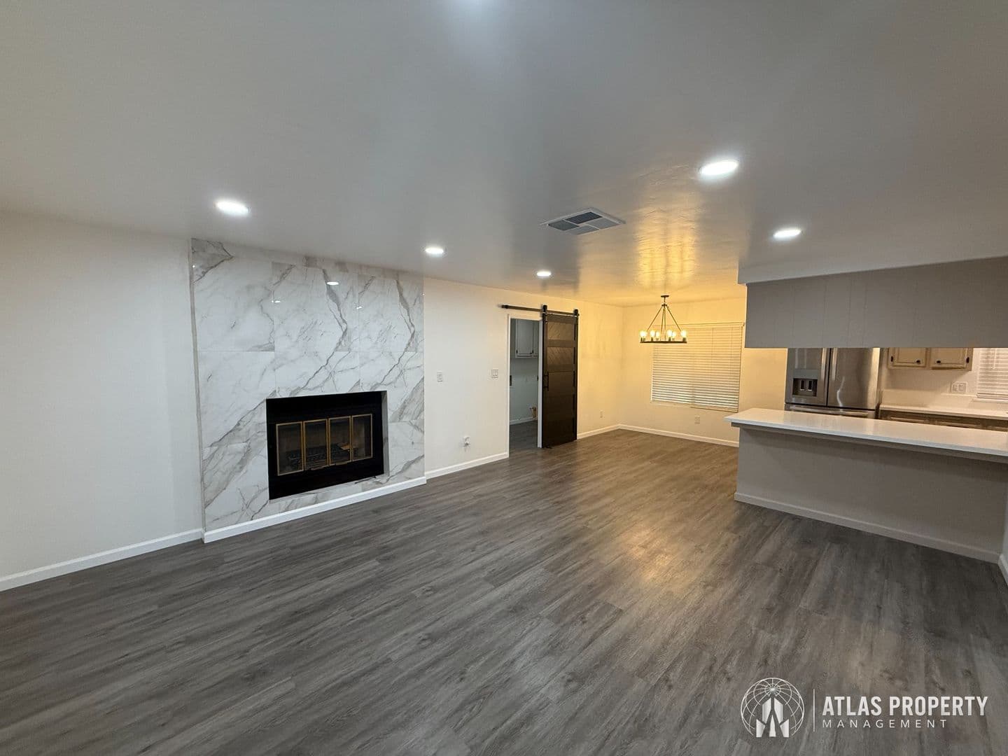 Bakersfield House: 11108 Aimee Way