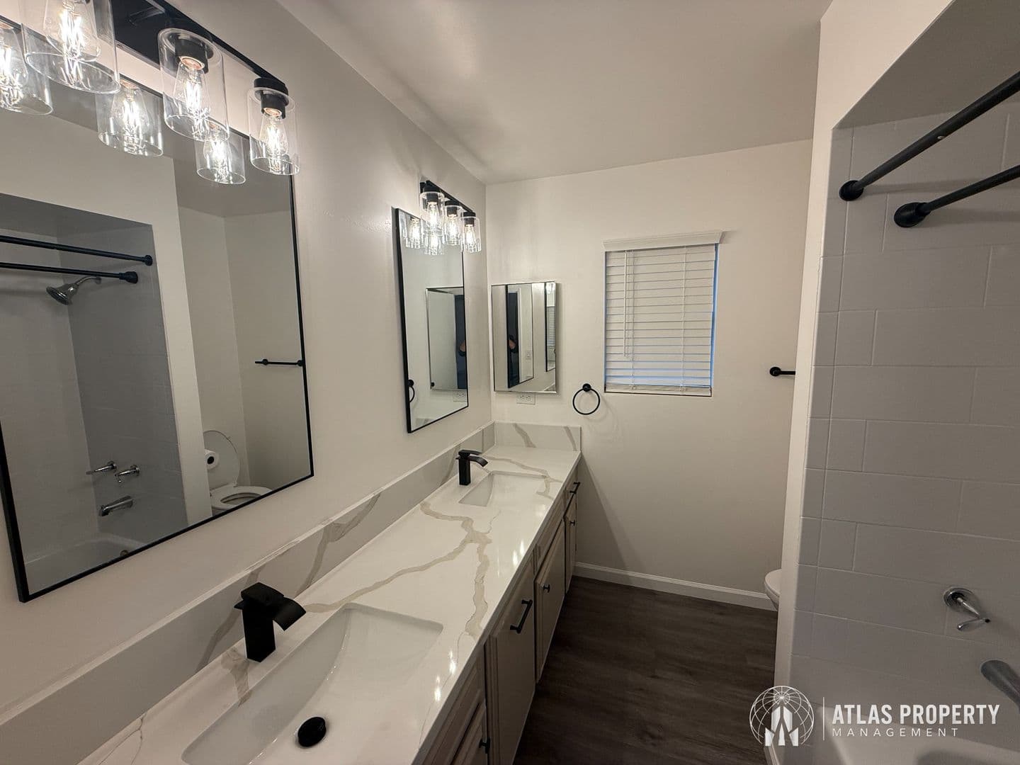Bakersfield House: 11108 Aimee Way