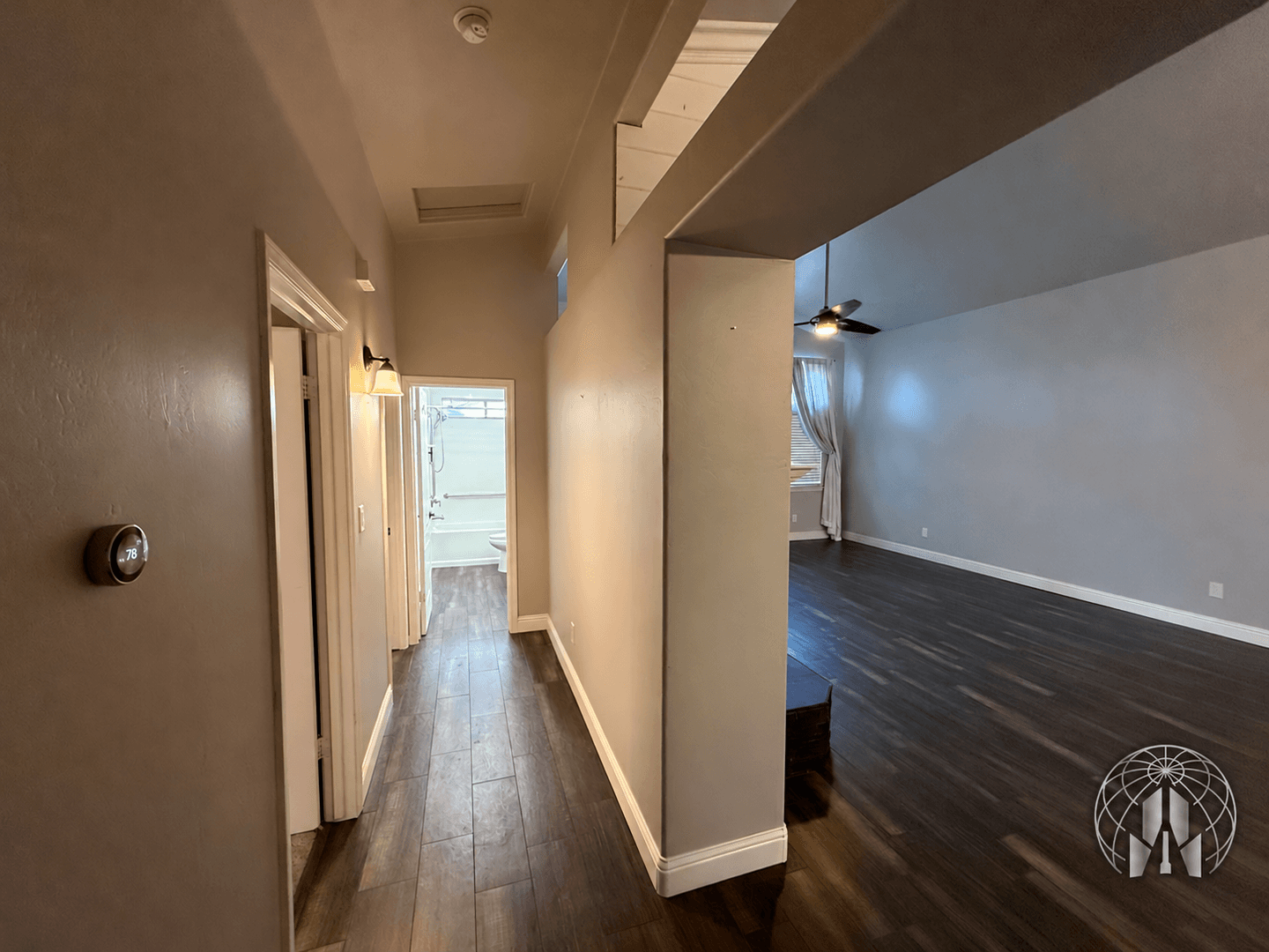 Bakersfield House: 10010 Brookline Woods Dr