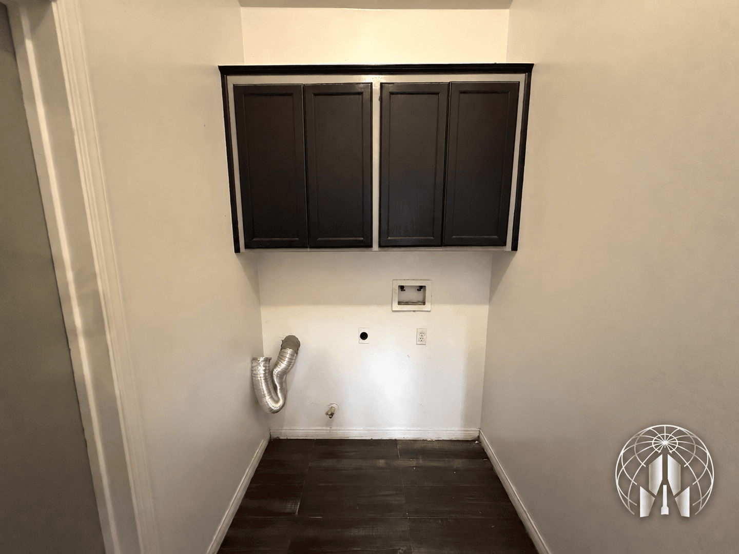 Bakersfield House: 10010 Brookline Woods Dr