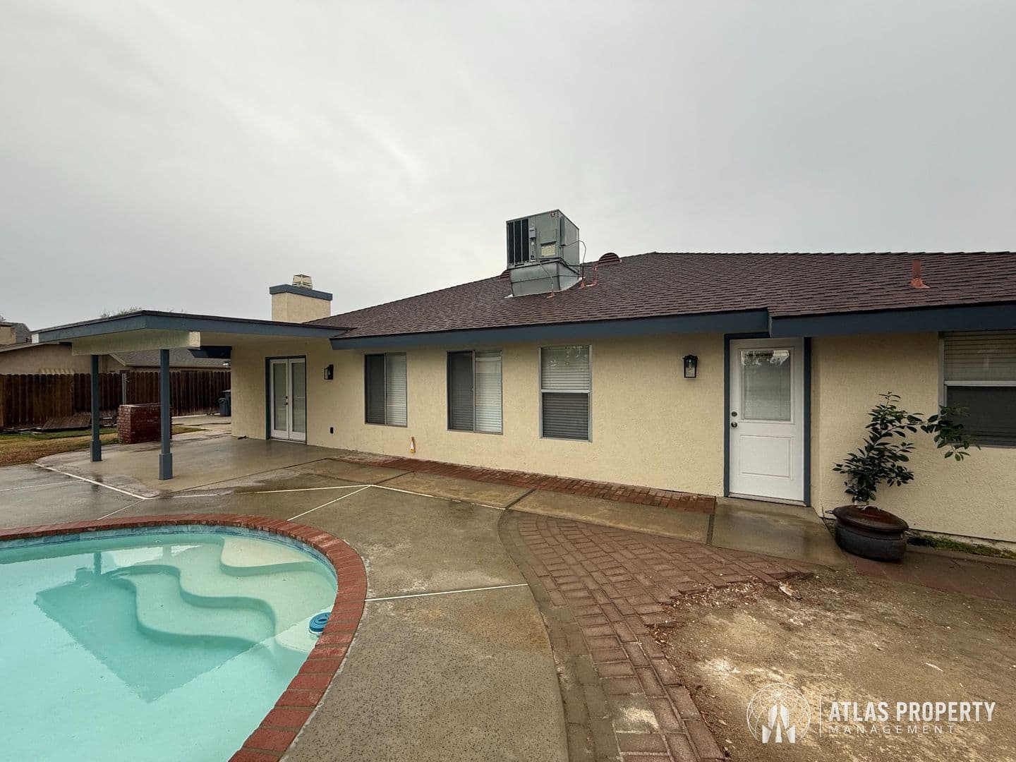 Bakersfield House: 11108 Aimee Way