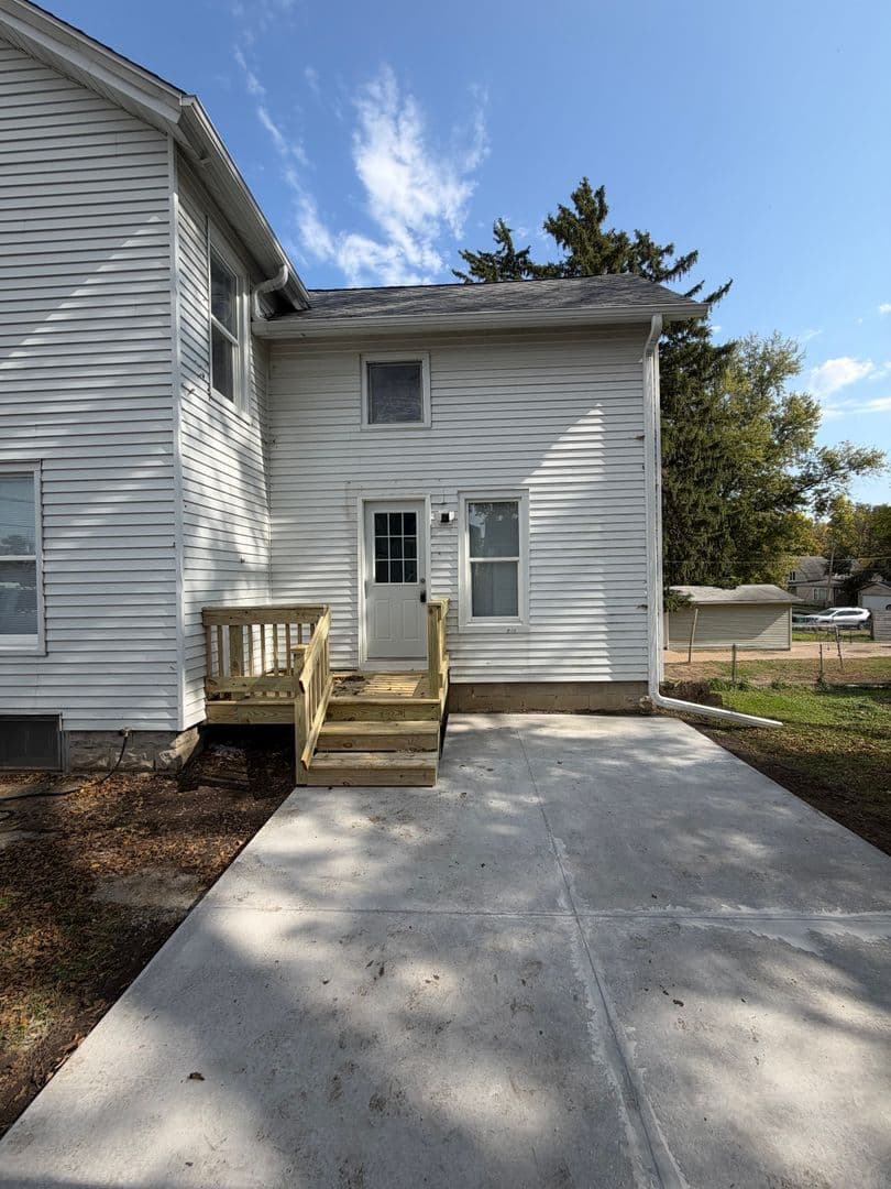 Moline House: 1620 25th Ave