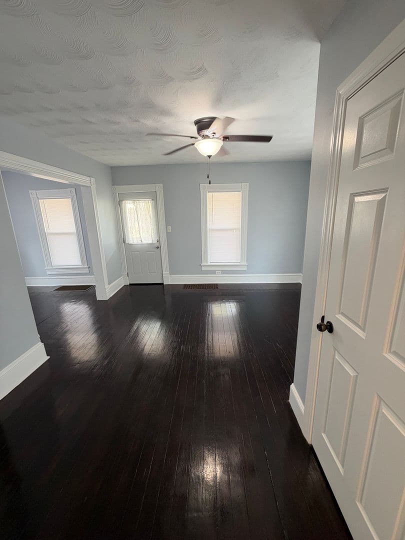 Moline House: 1620 25th Ave