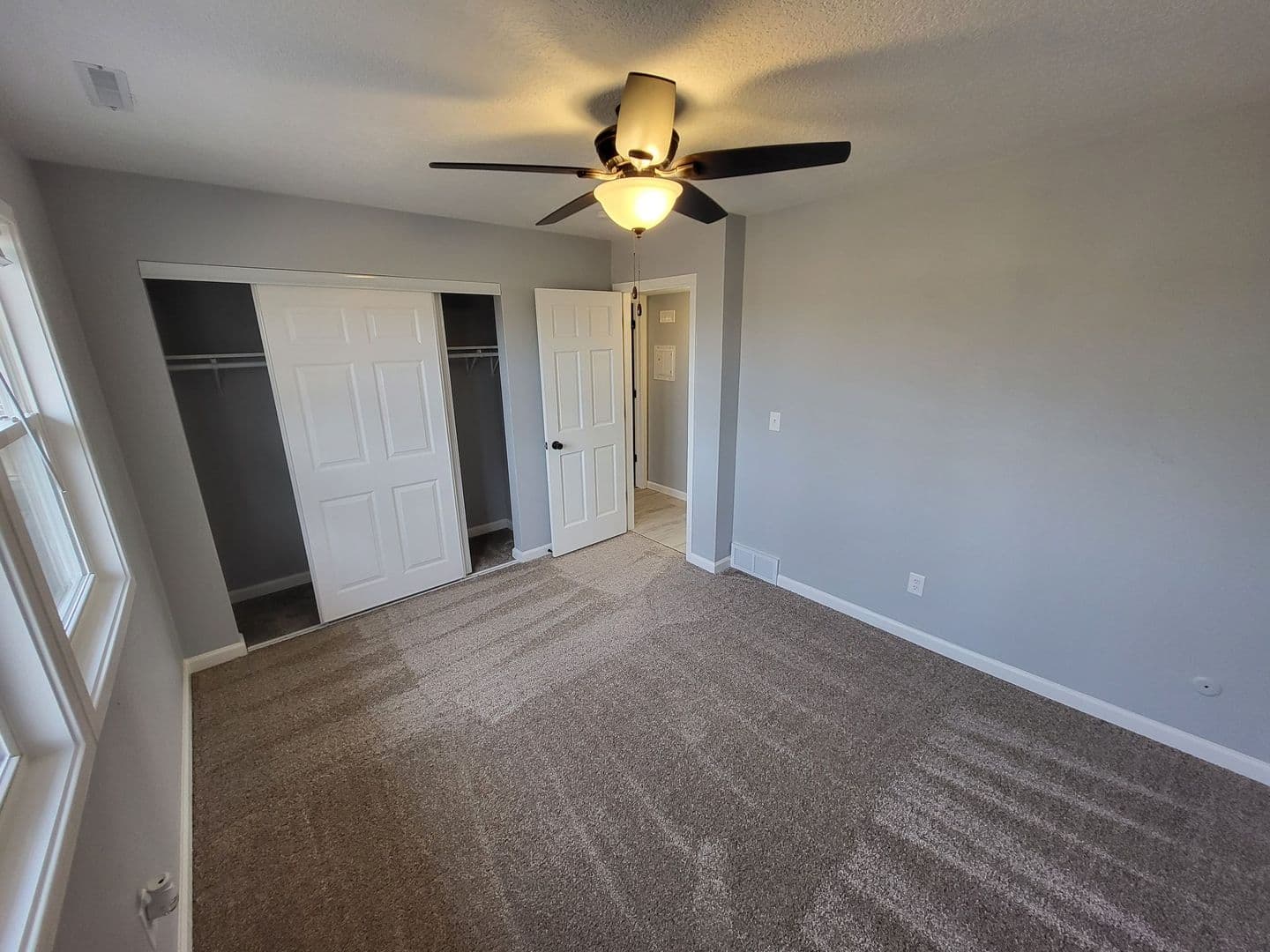 Davenport Apartment: 3342 Heatherton Dr