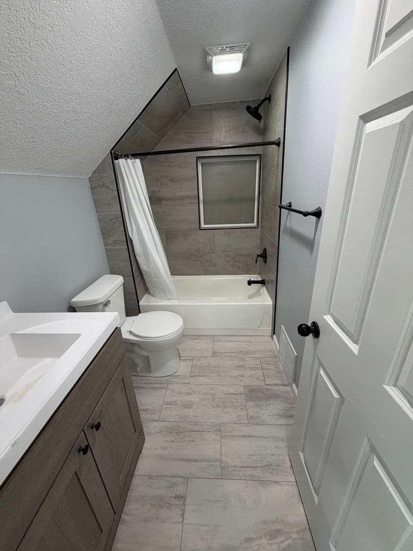 Moline House: 1620 25th Ave