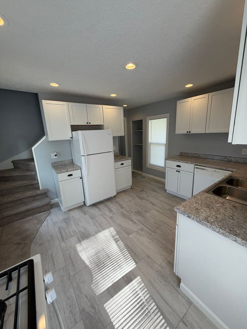Moline House: 1620 25th Ave
