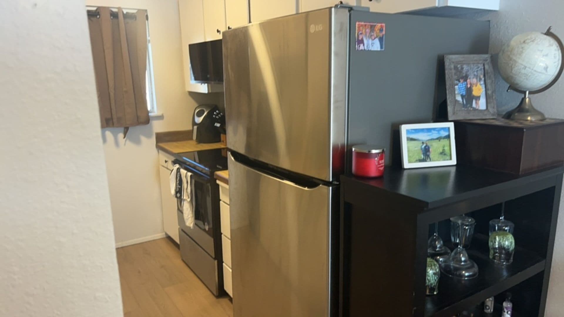 Bend Apartment: 94 NW Riverside Blvd.