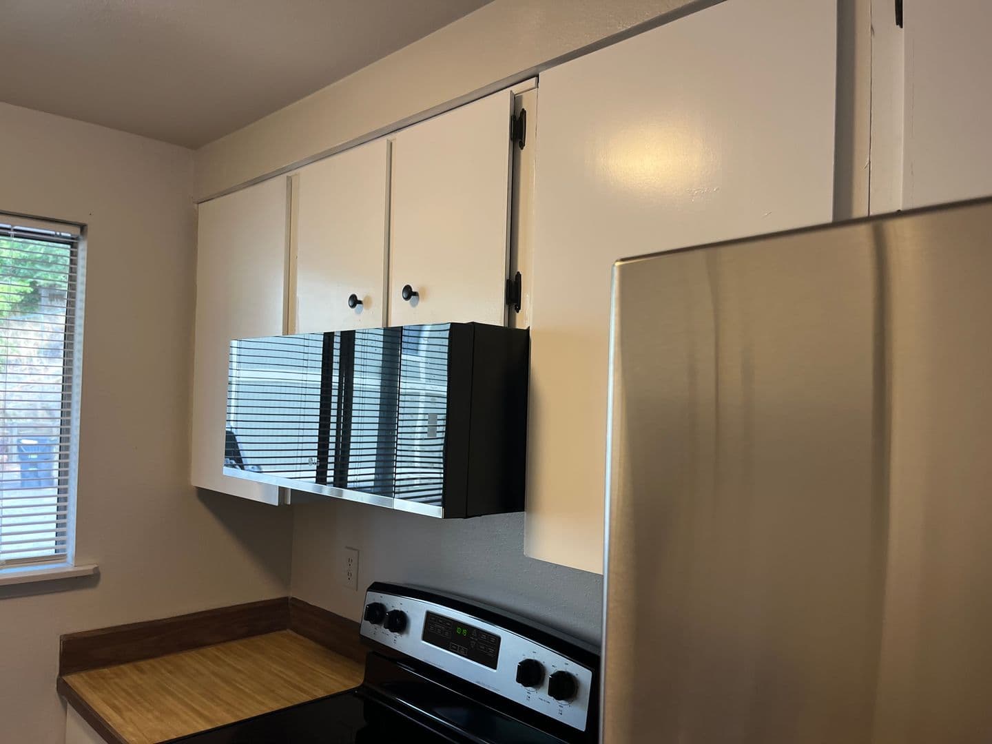 Bend Apartment: 94 NW Riverside Blvd.