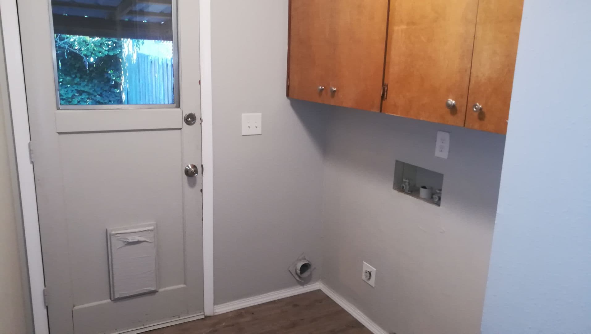 Keizer Apartment: 700-722 Cade Ave NE