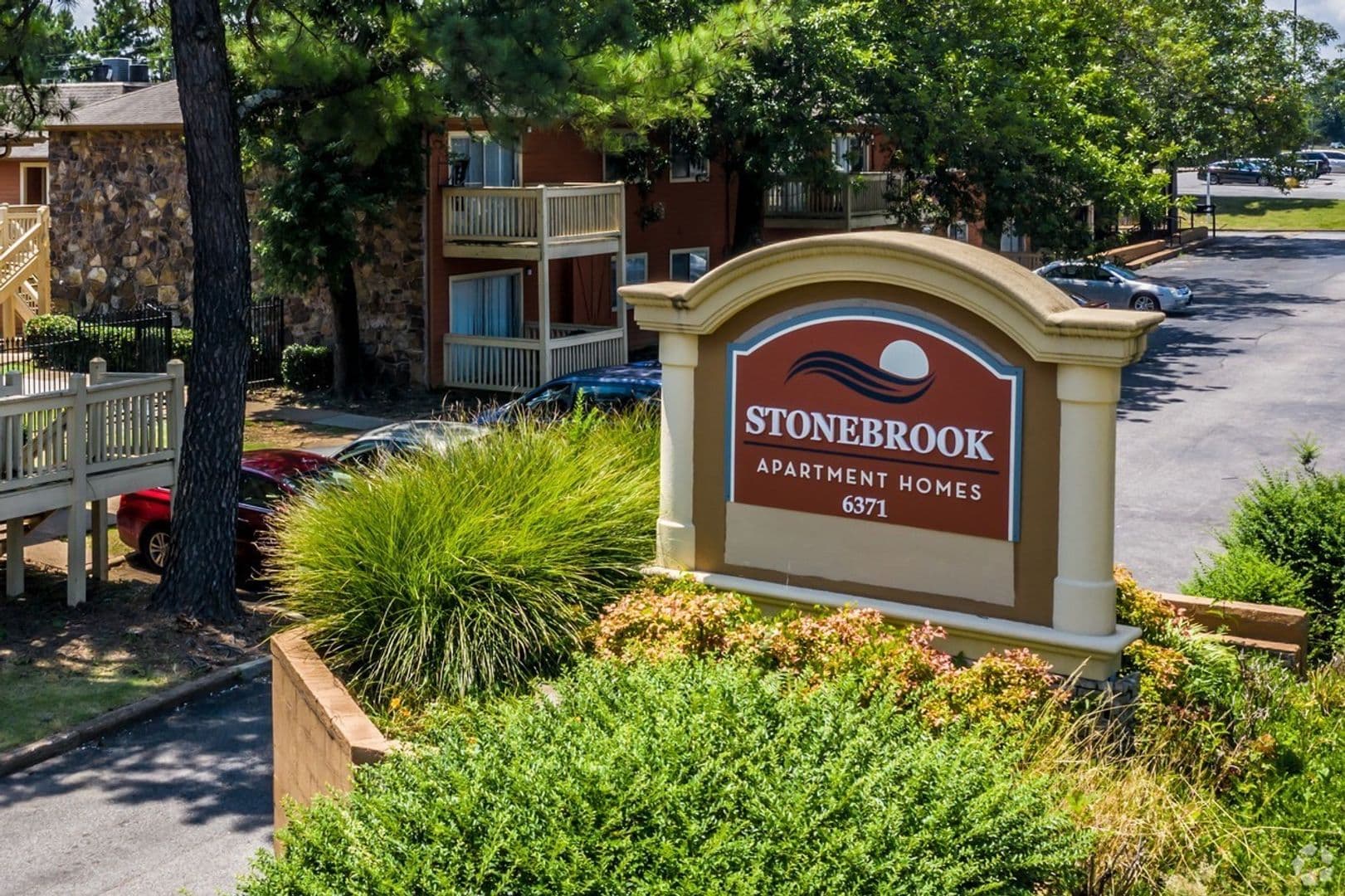 Memphis Apartment: 6371 Winchester Rd,