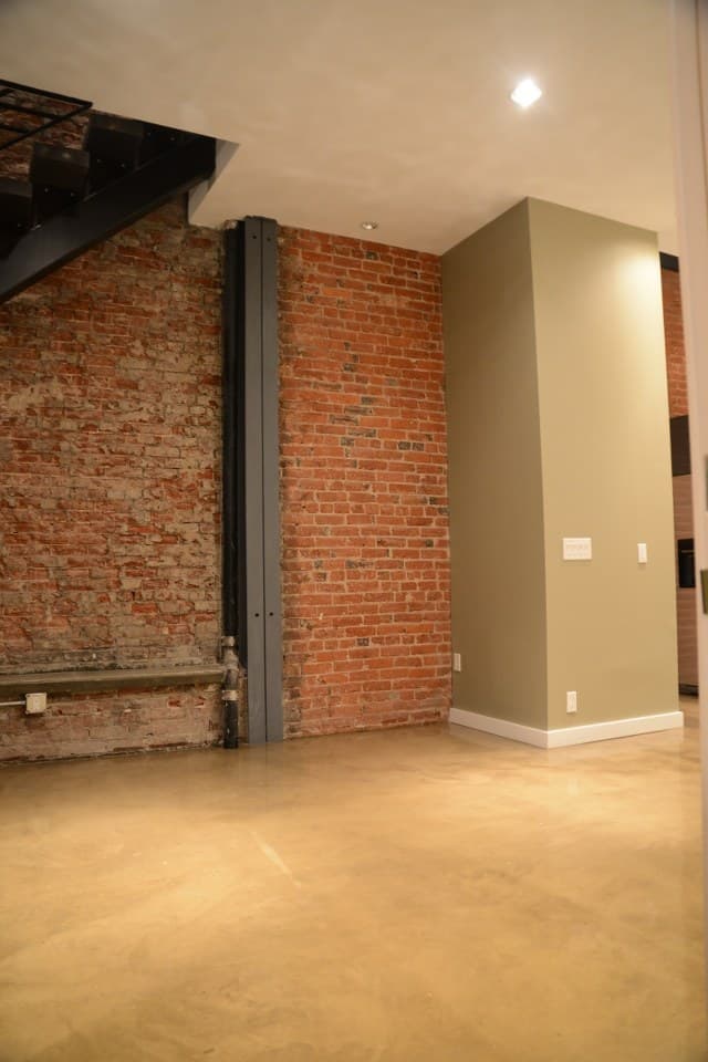 Philadelphia Apartment: 1533 Chestnut St