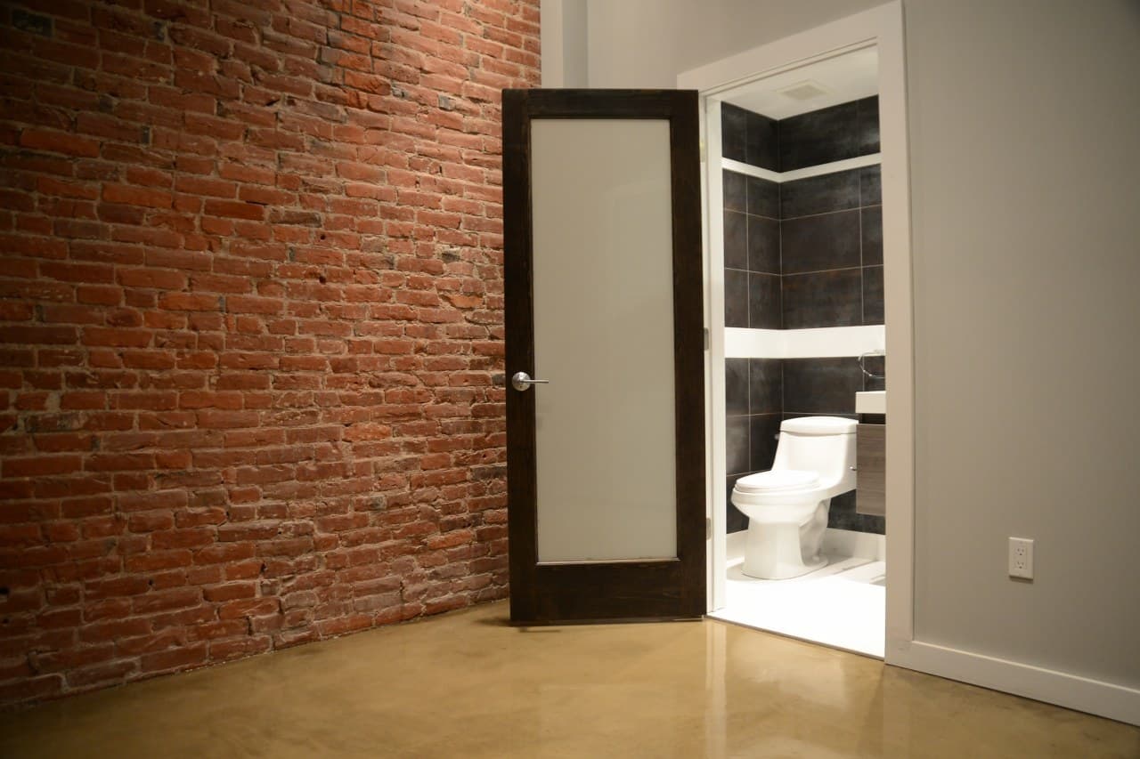 Philadelphia Apartment: 1533 Chestnut St