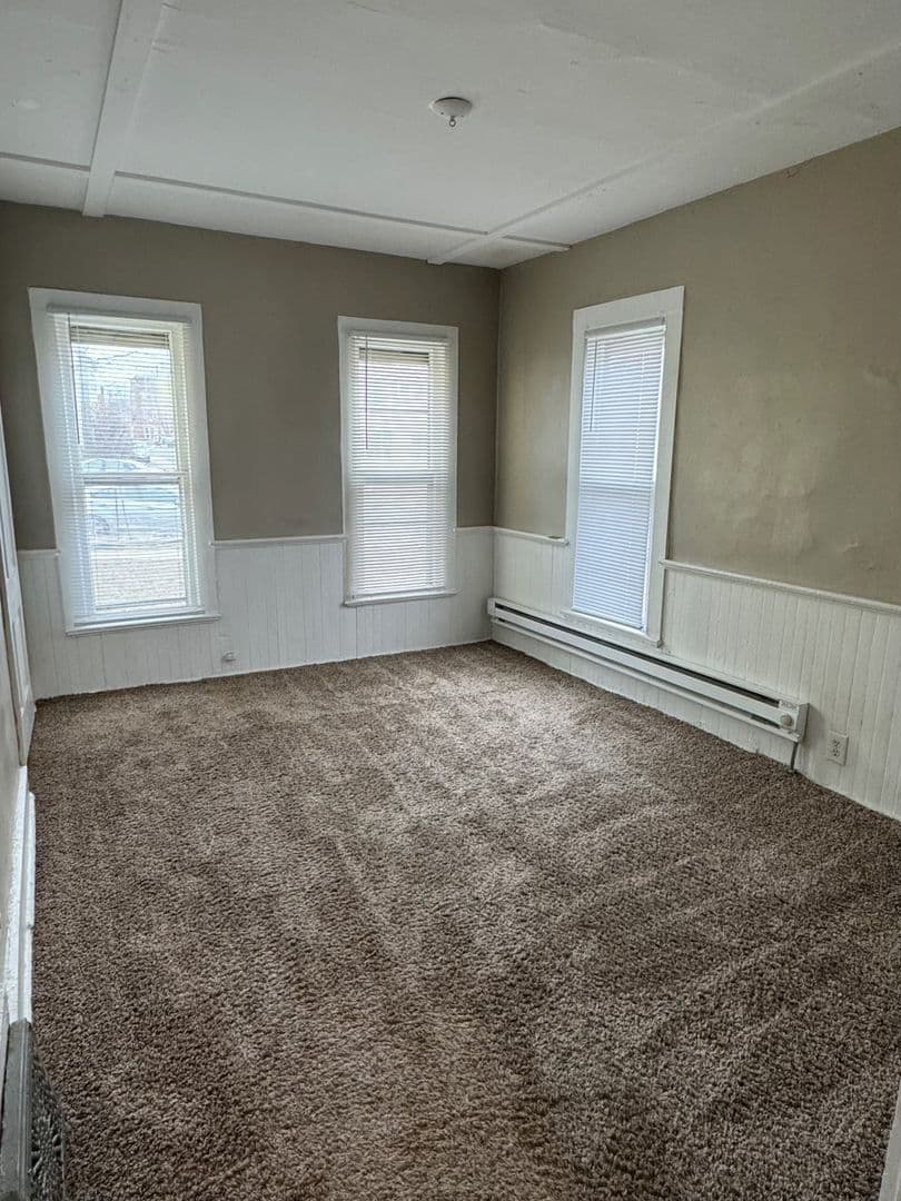 Mankato Apartment: 318 East Walnut Street