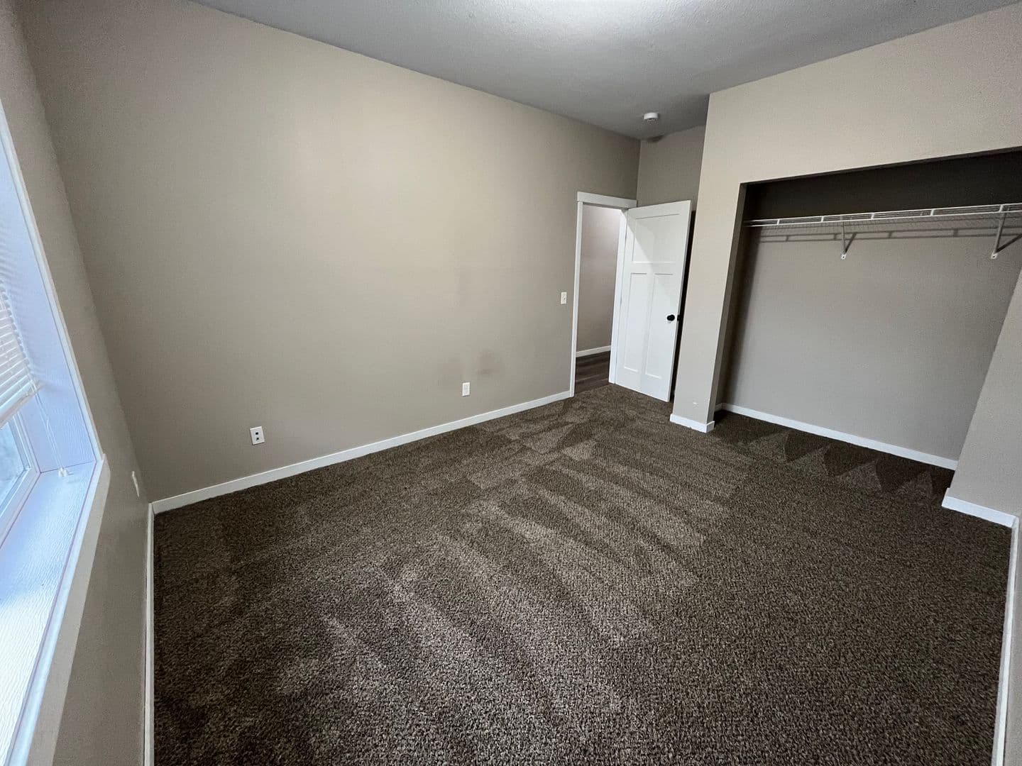 Mankato Apartment: 224 James Ave