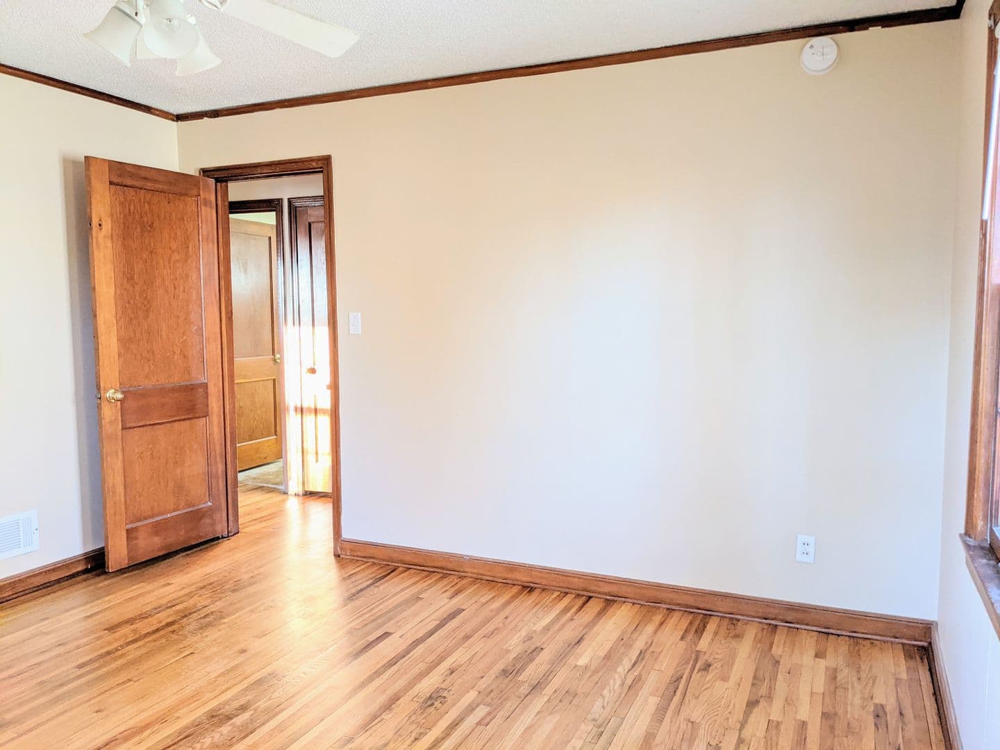 Rochester Apartment: 1215 7th Ave SE