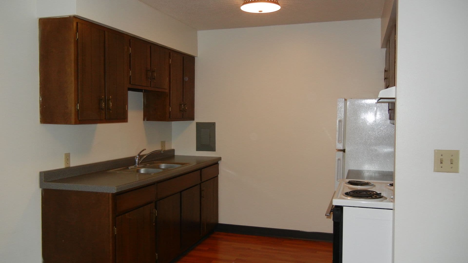 North Mankato Apartment: 1620 Village Court