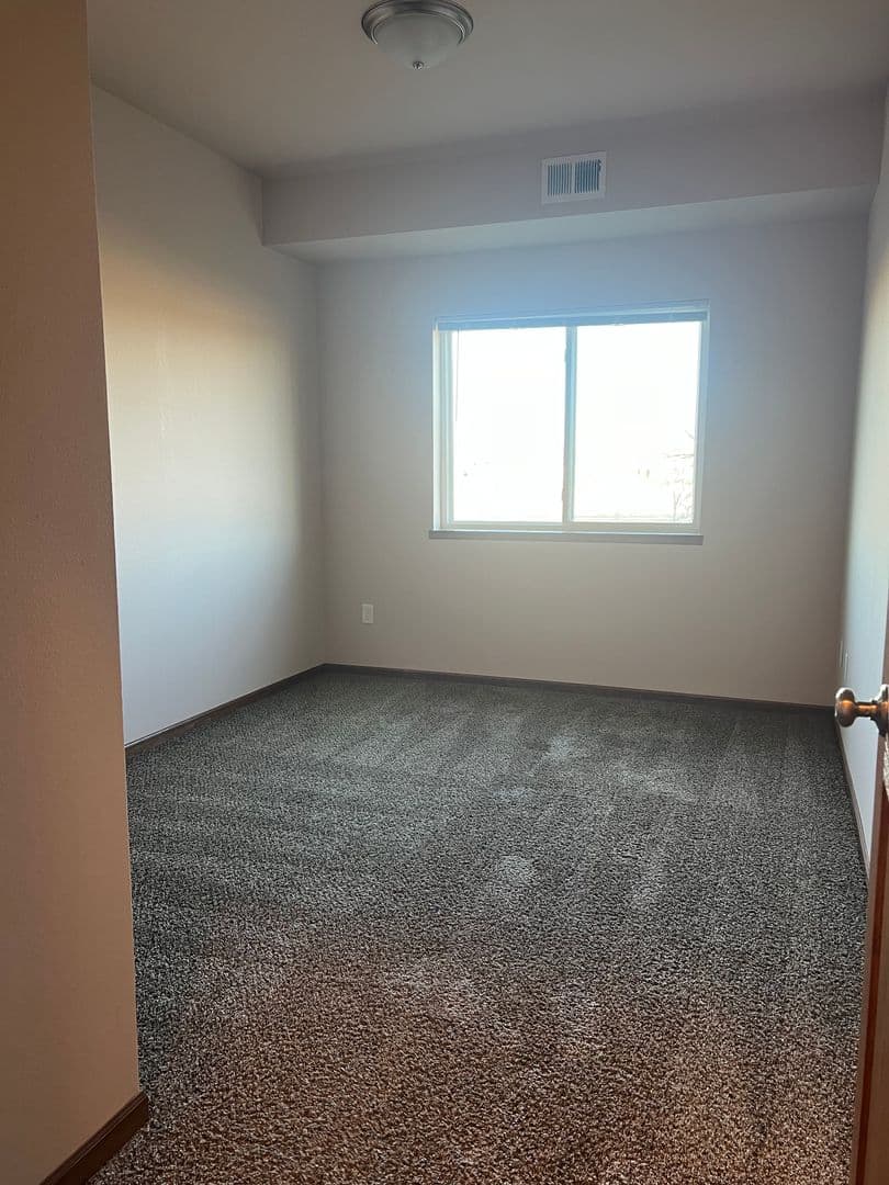 Mankato Apartment: 2040 Prairie Rose Drive