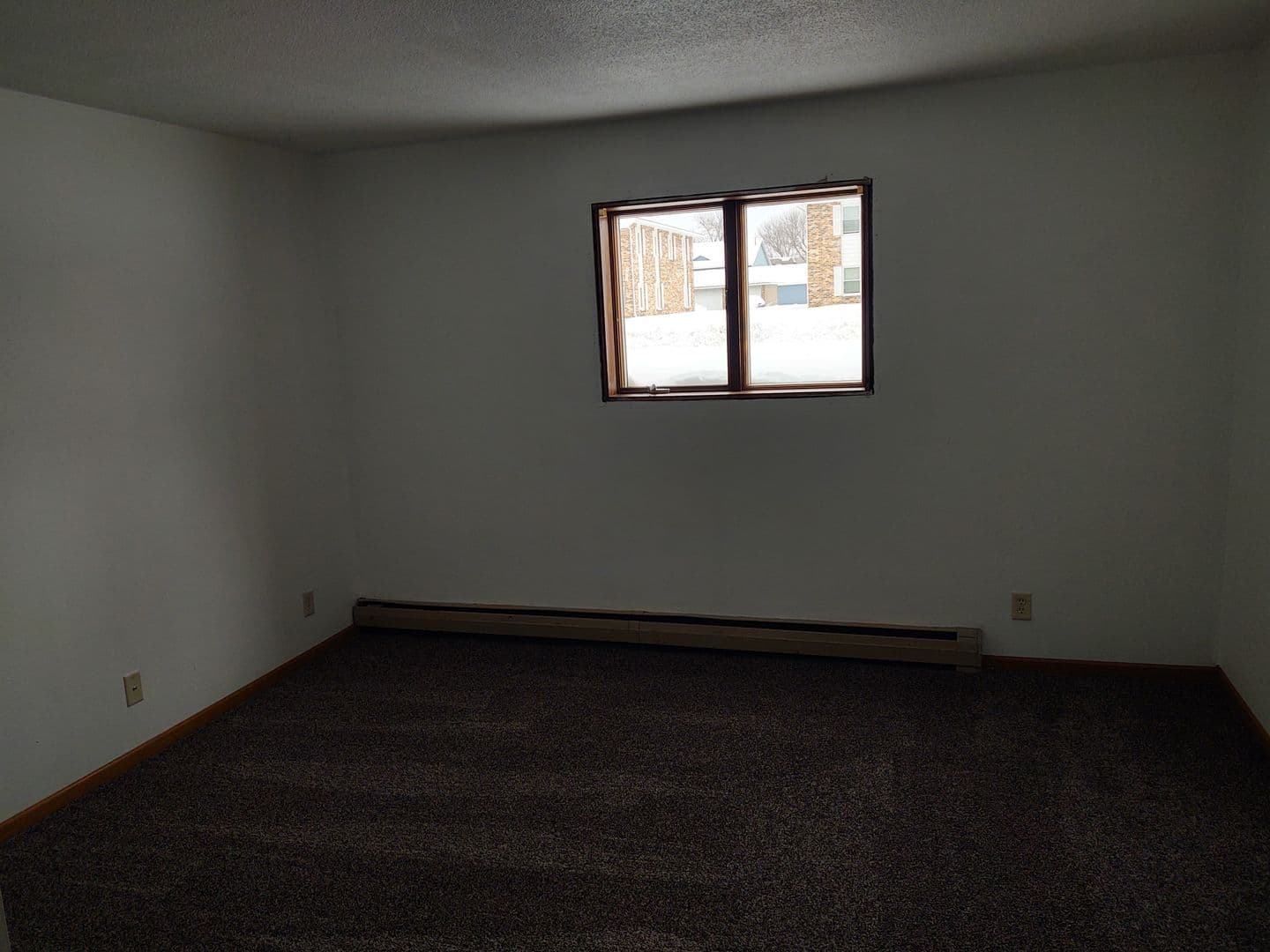 North Mankato Apartment: 1620 Village Court
