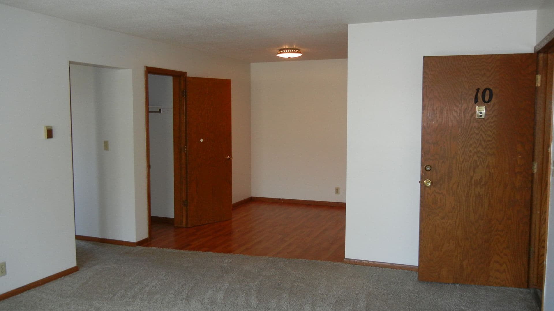North Mankato Apartment: 1620 Village Court