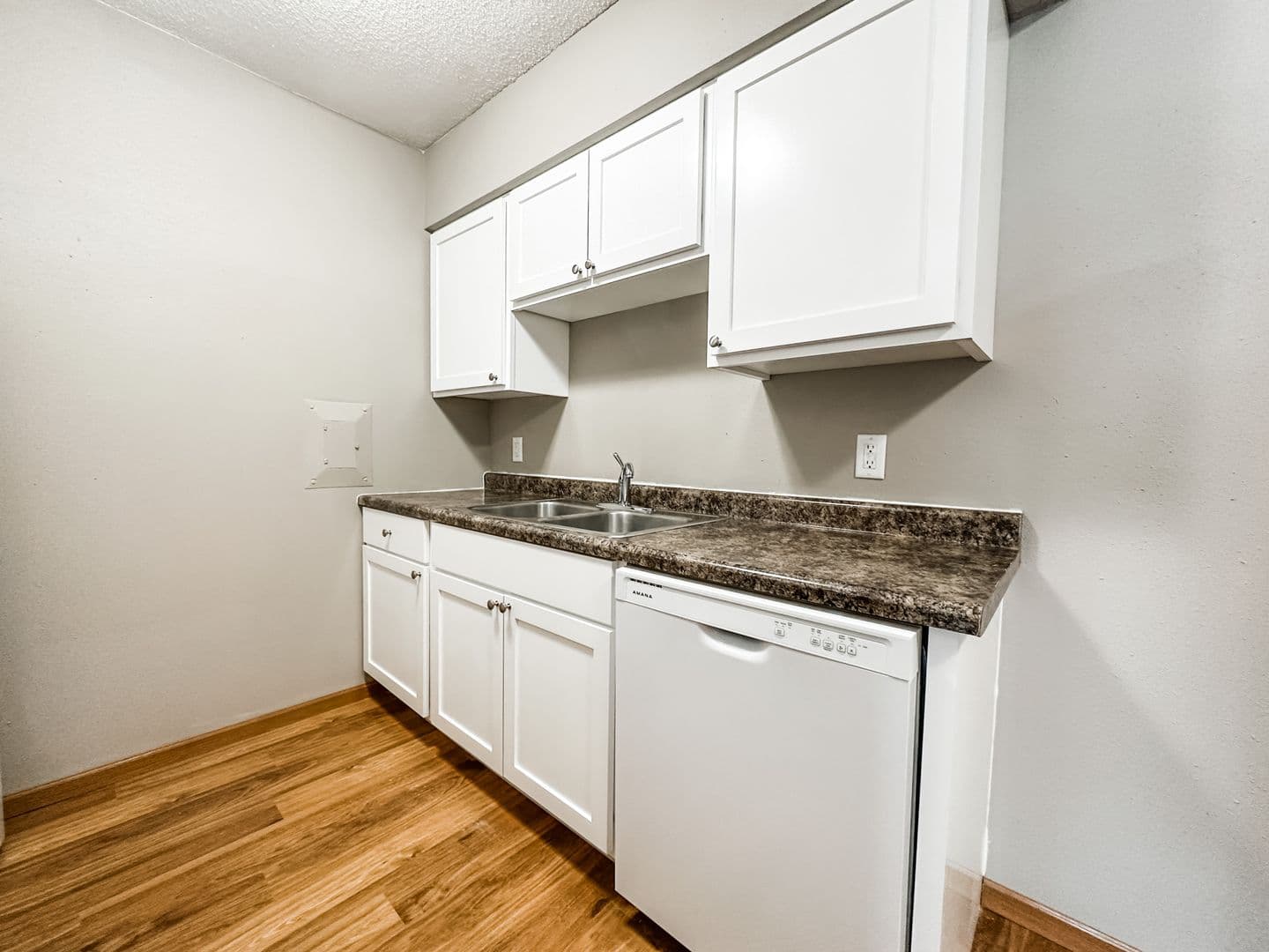 North Mankato Apartment: 1620 Village Court