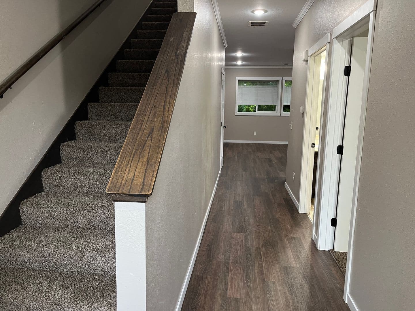 Mankato Apartment: 224 James Ave