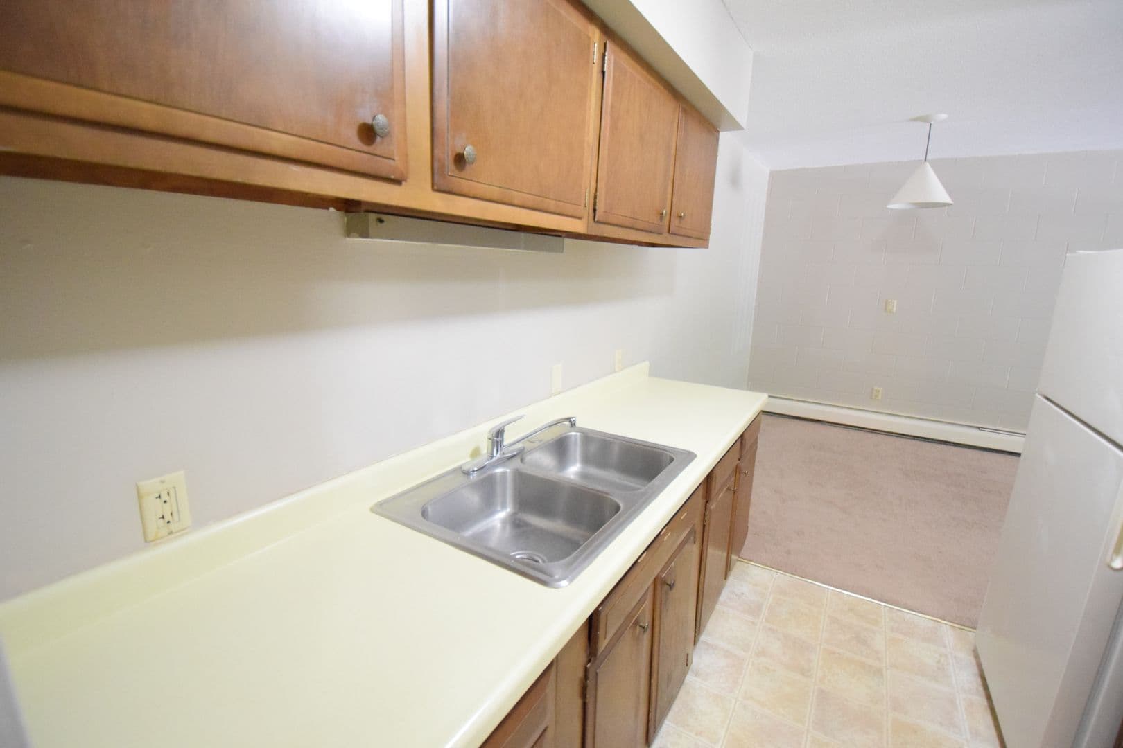 Mankato Apartment: 504 James Ave