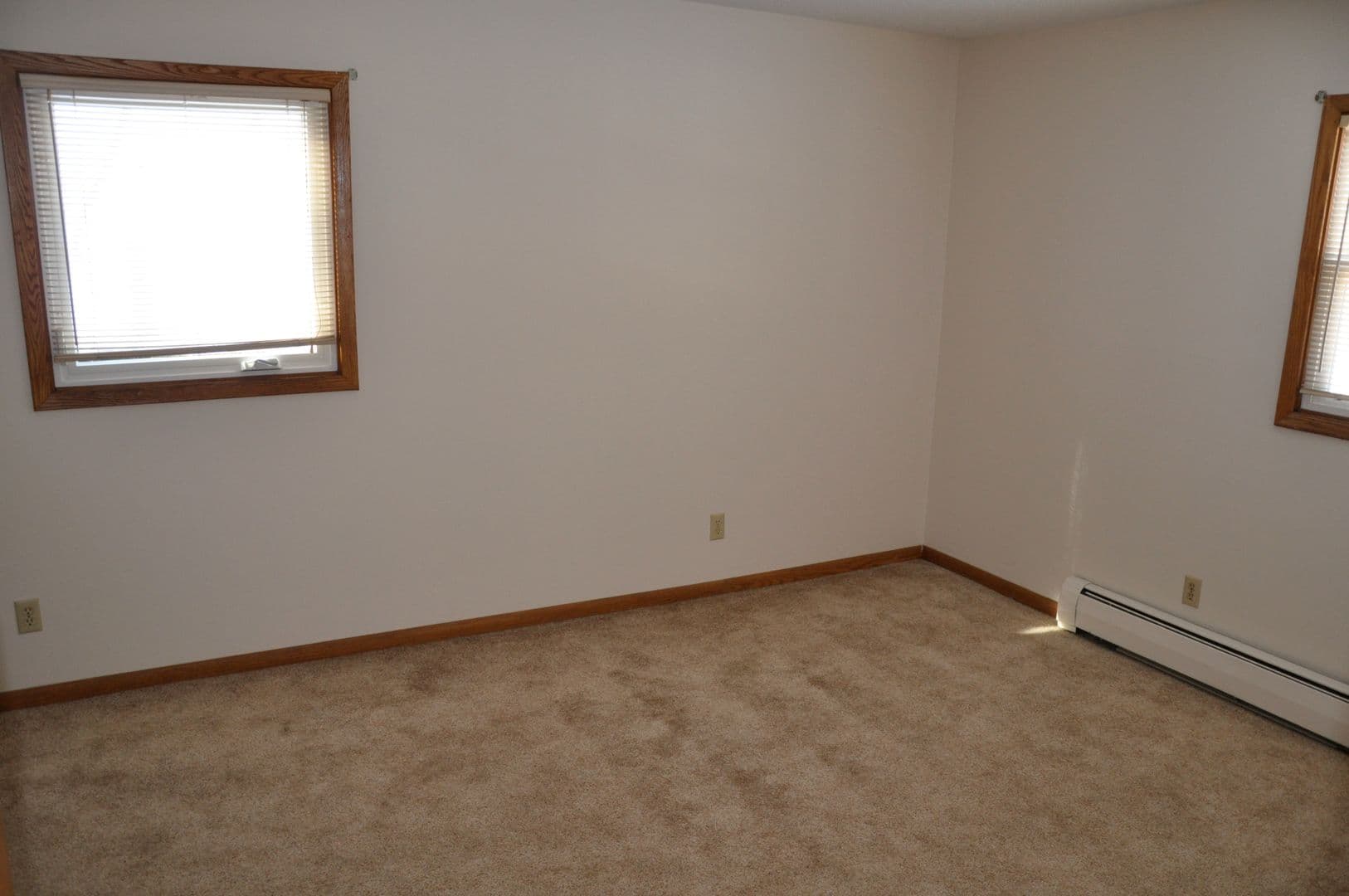 Mankato Apartment: 101 Parkway Ave