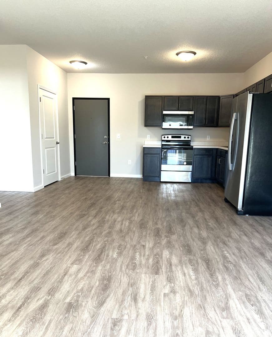 Mankato Apartment: 2010 Prairie Rose Drive