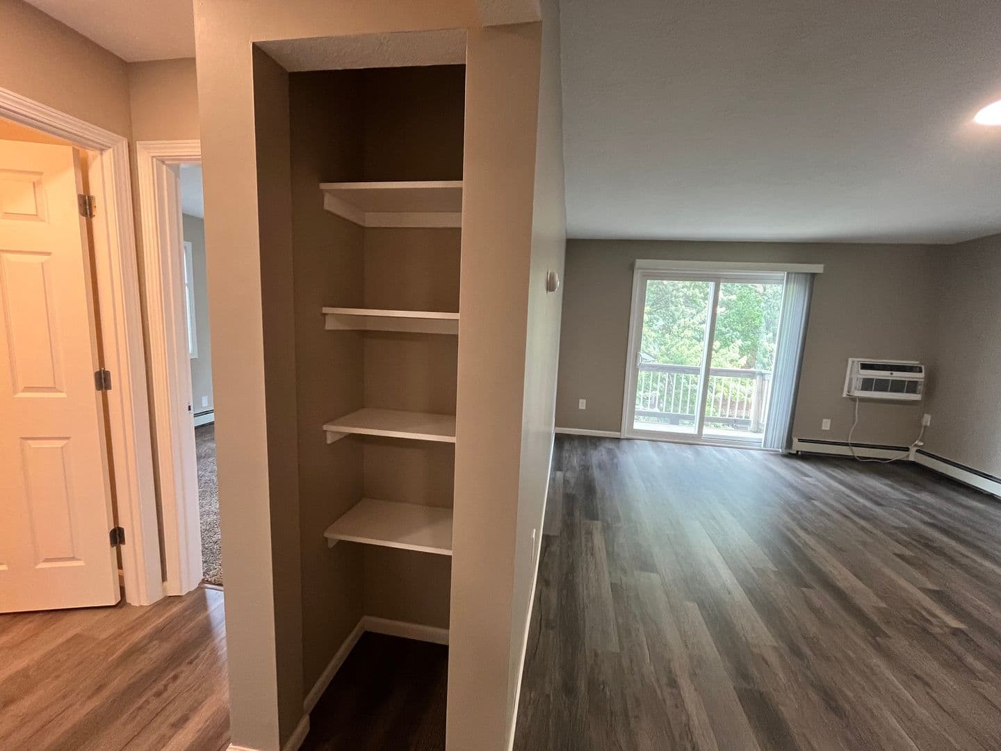 North Mankato Apartment: 1620 Village Court