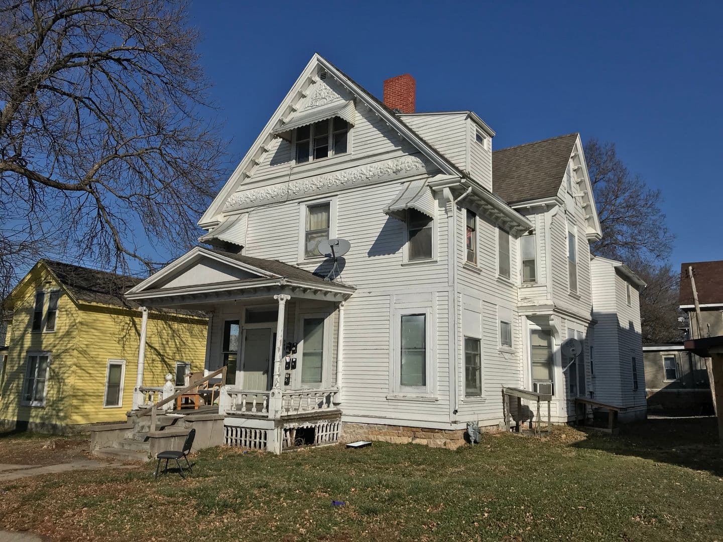 Mankato Apartment: 322 East Walnut