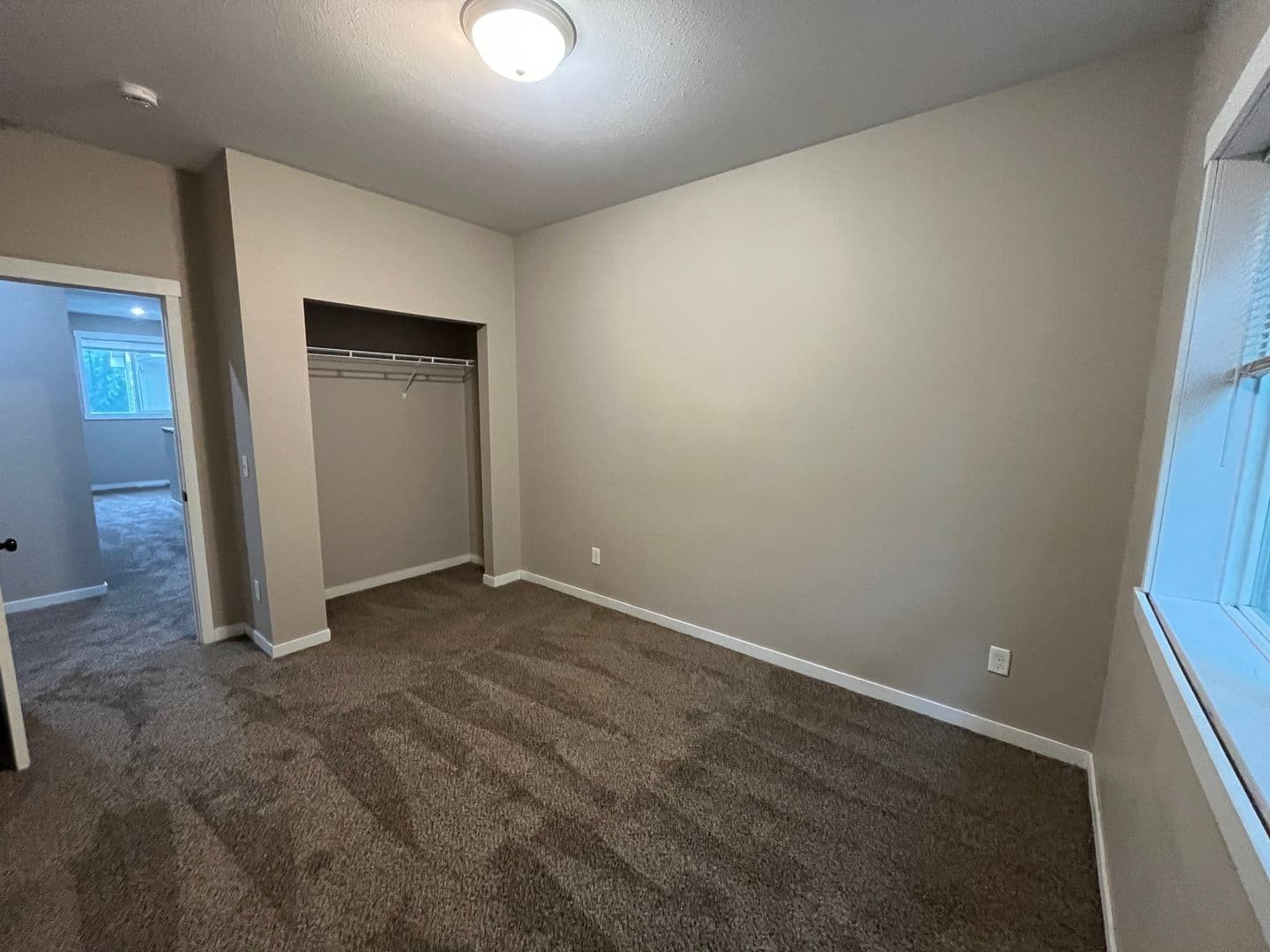 Mankato Apartment: 224 James Ave