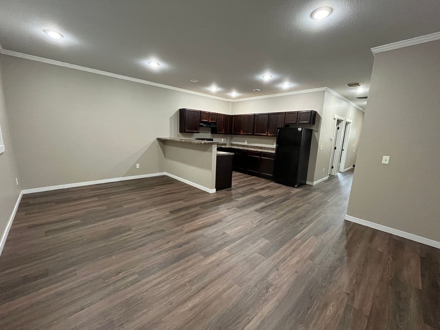 Mankato Apartment: 224 James Ave