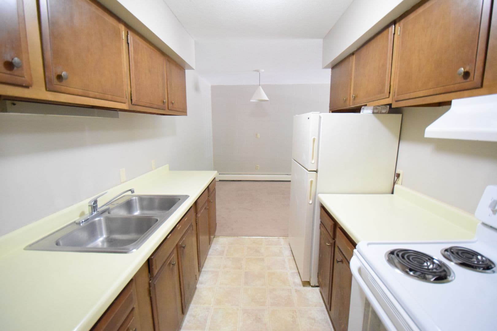 Mankato Apartment: 504 James Ave