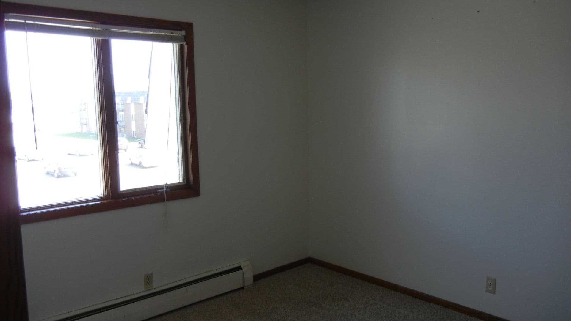 North Mankato Apartment: 1620 Village Court
