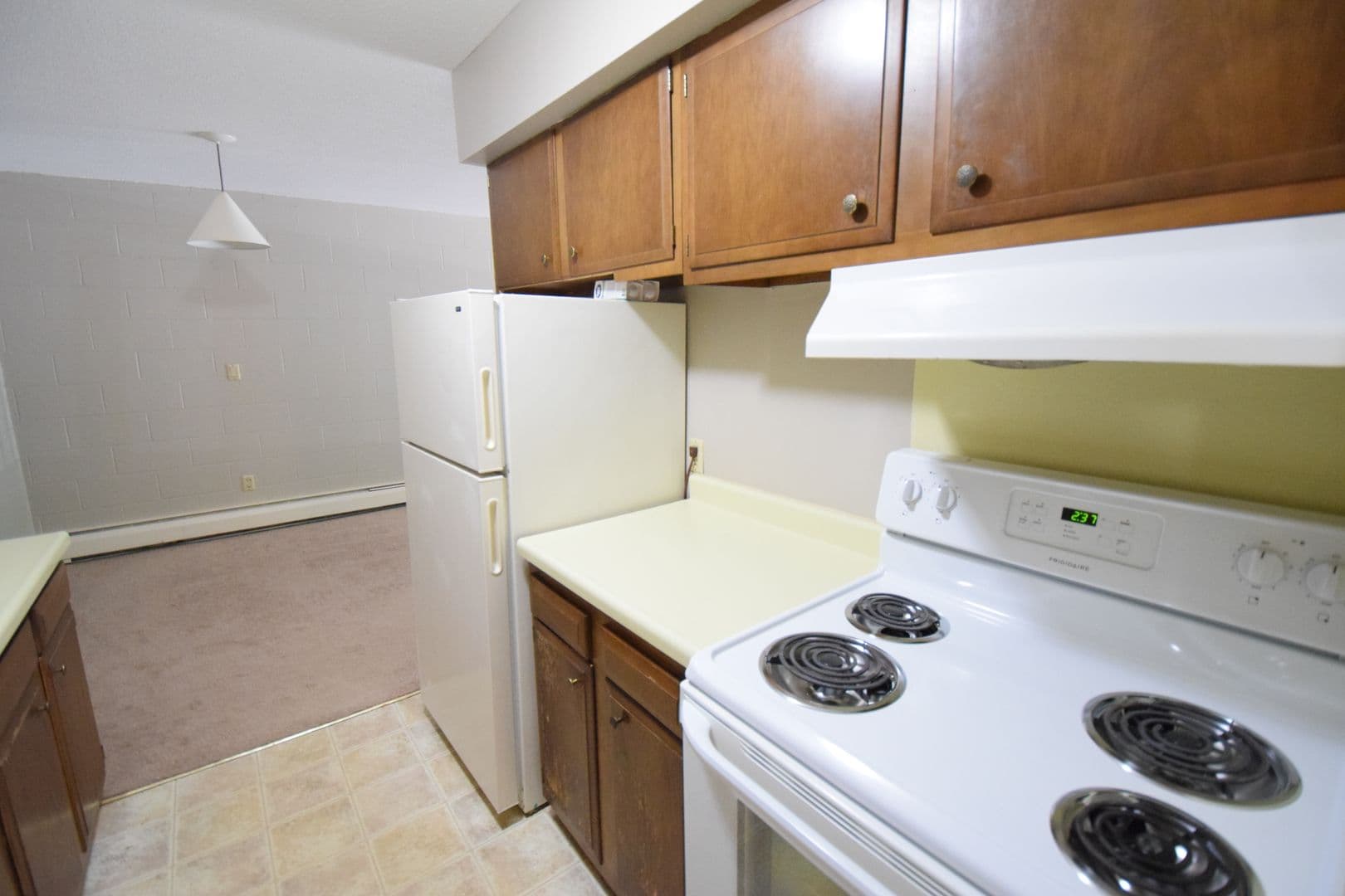 Mankato Apartment: 504 James Ave