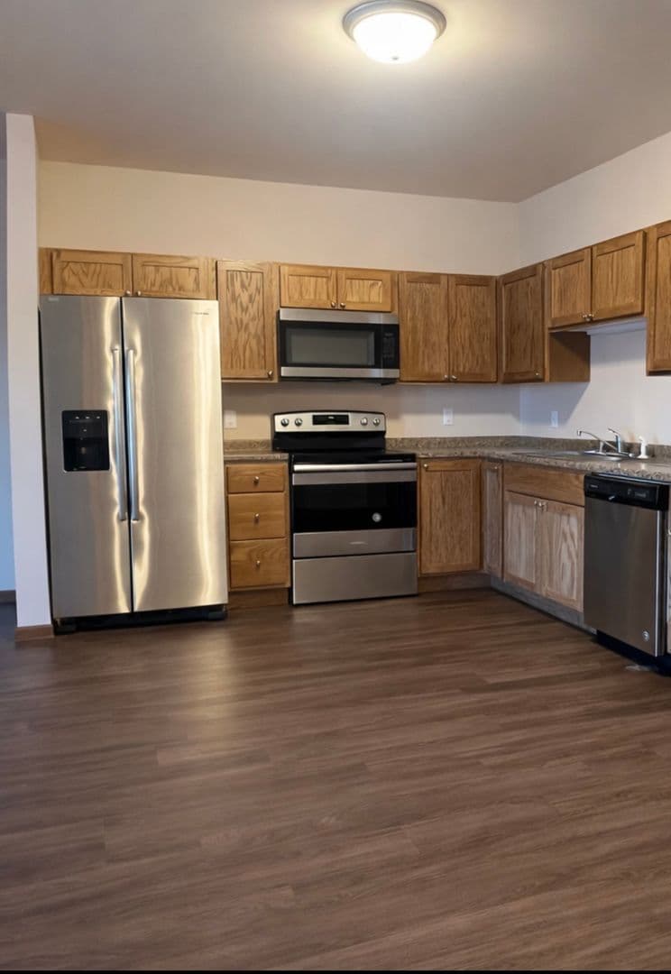 Mankato Apartment: 2040 Prairie Rose Drive