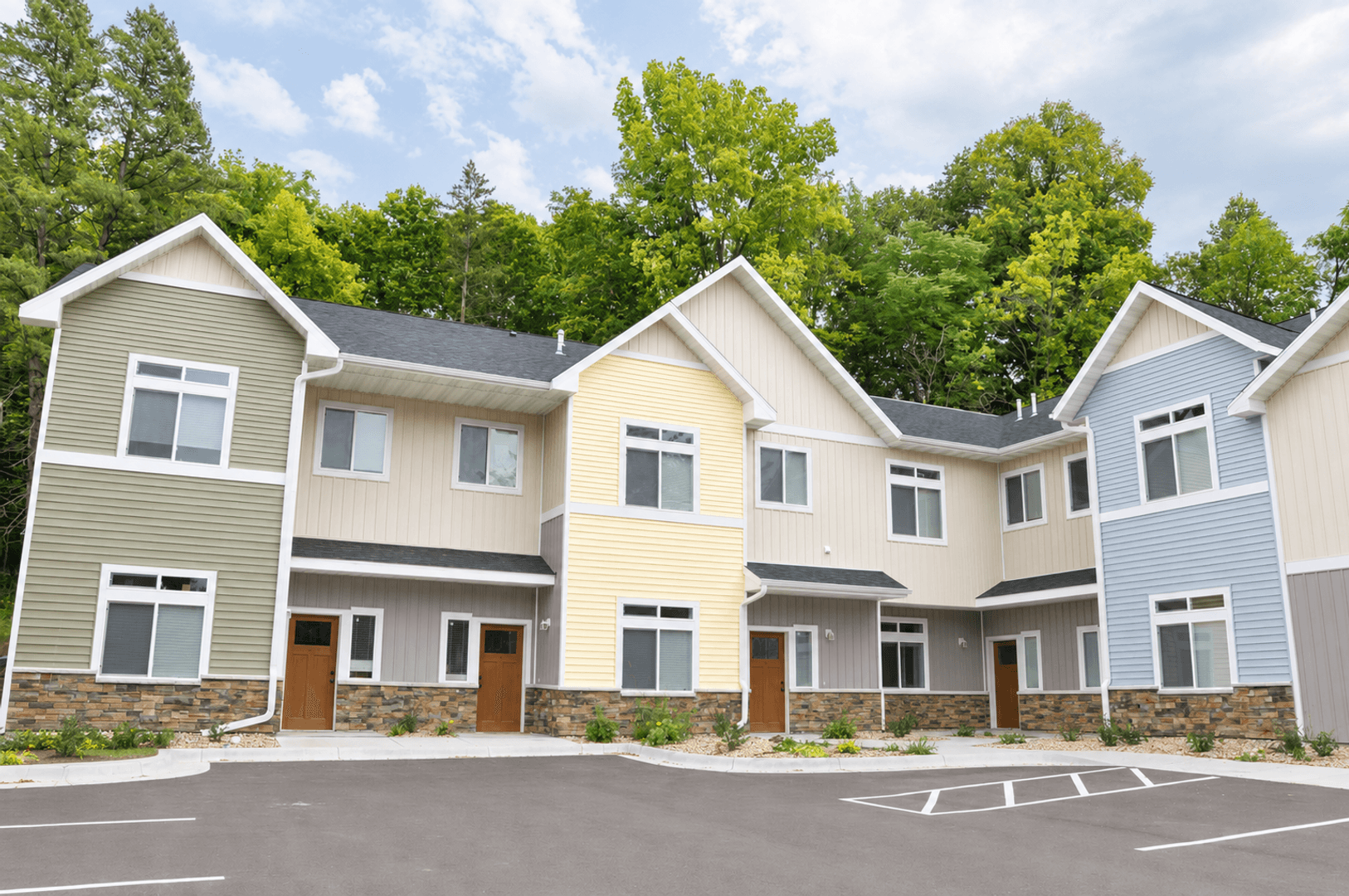 Mankato Apartment: 224 James Ave