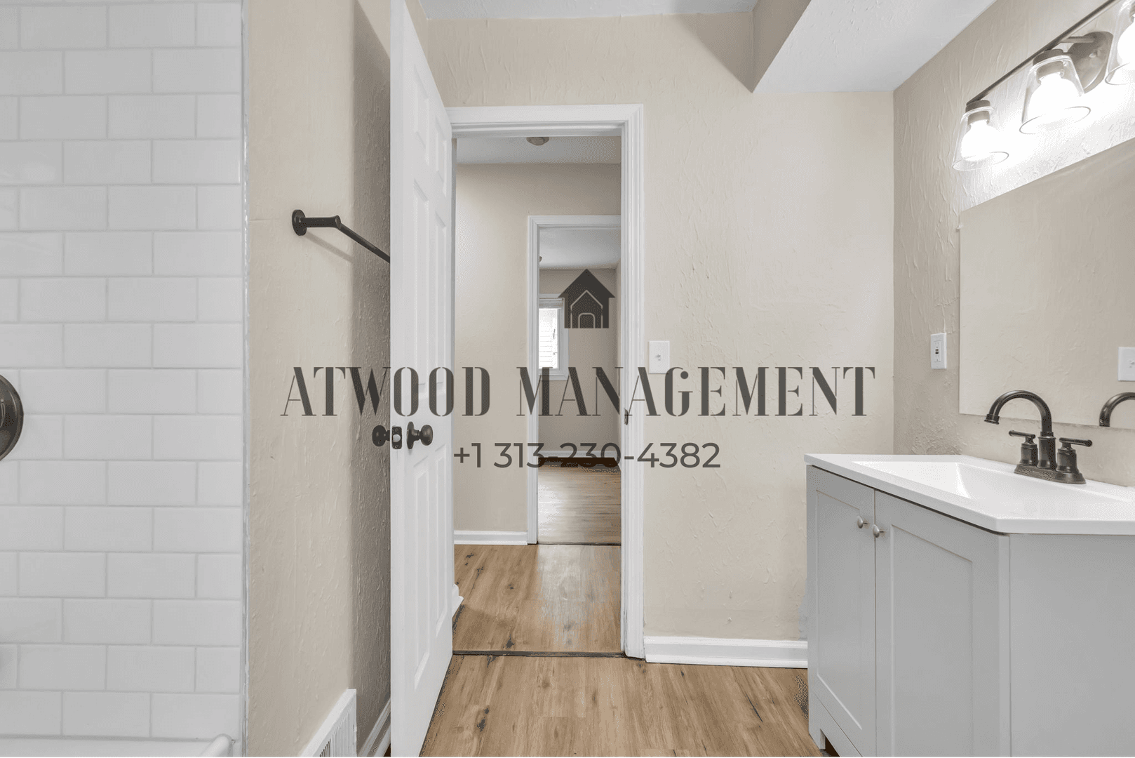 Detroit House: 19050 W Davison St,