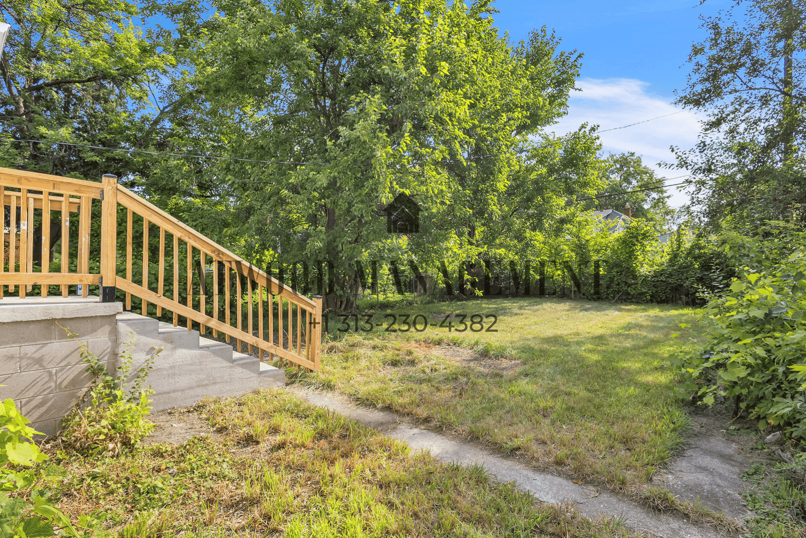 Detroit House: 14722 Quincy St