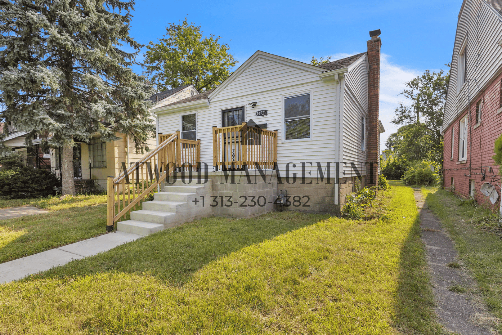 Detroit House: 14722 Quincy St
